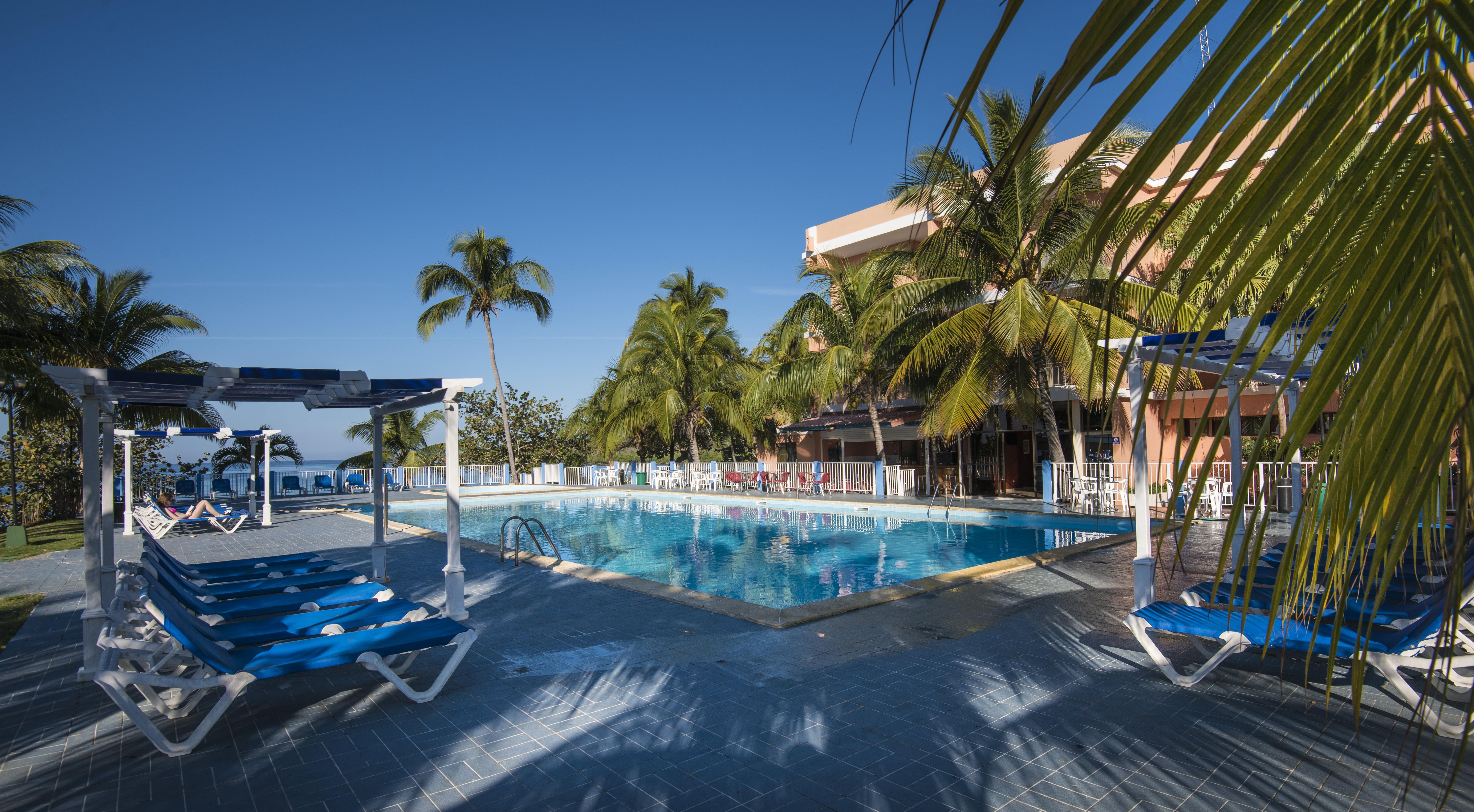 Hotel Faro Luna à Playa Rancho Luna Extérieur photo