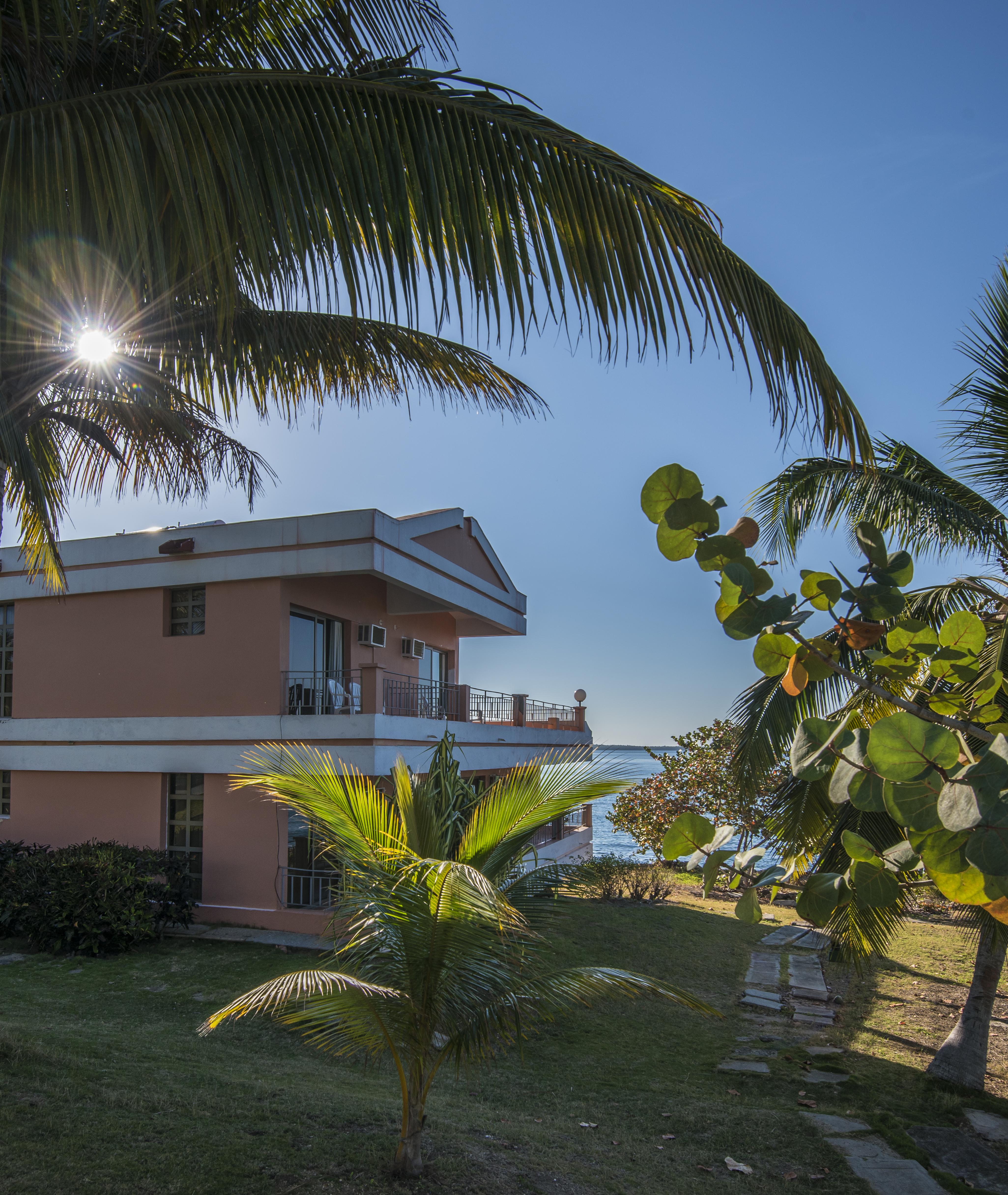 Hotel Faro Luna à Playa Rancho Luna Extérieur photo